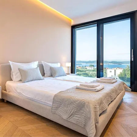 Feriehus Cozy In Sveti Filip i Jakov